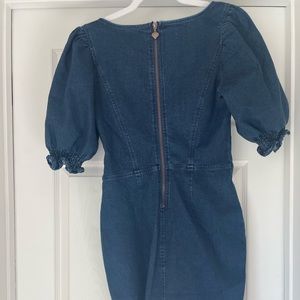 Betsy Johnson Denim Puff Sleeve Dress